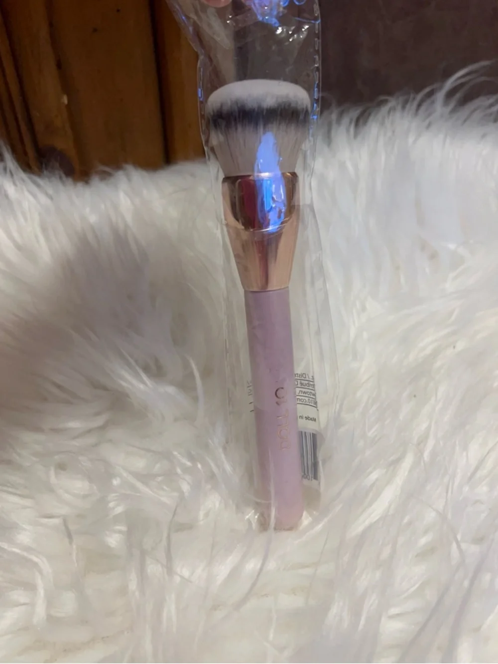 DOLL10 vegan Pink Dense Buffing Brush with Rose Gold Ferrule